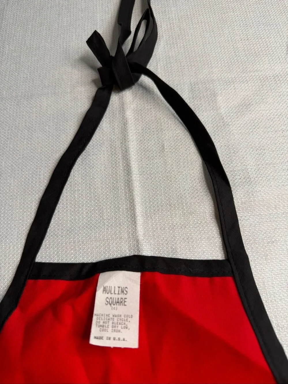 Mullins Square Lingerie Pin Up Novelty Apron Black Lace Red One Size